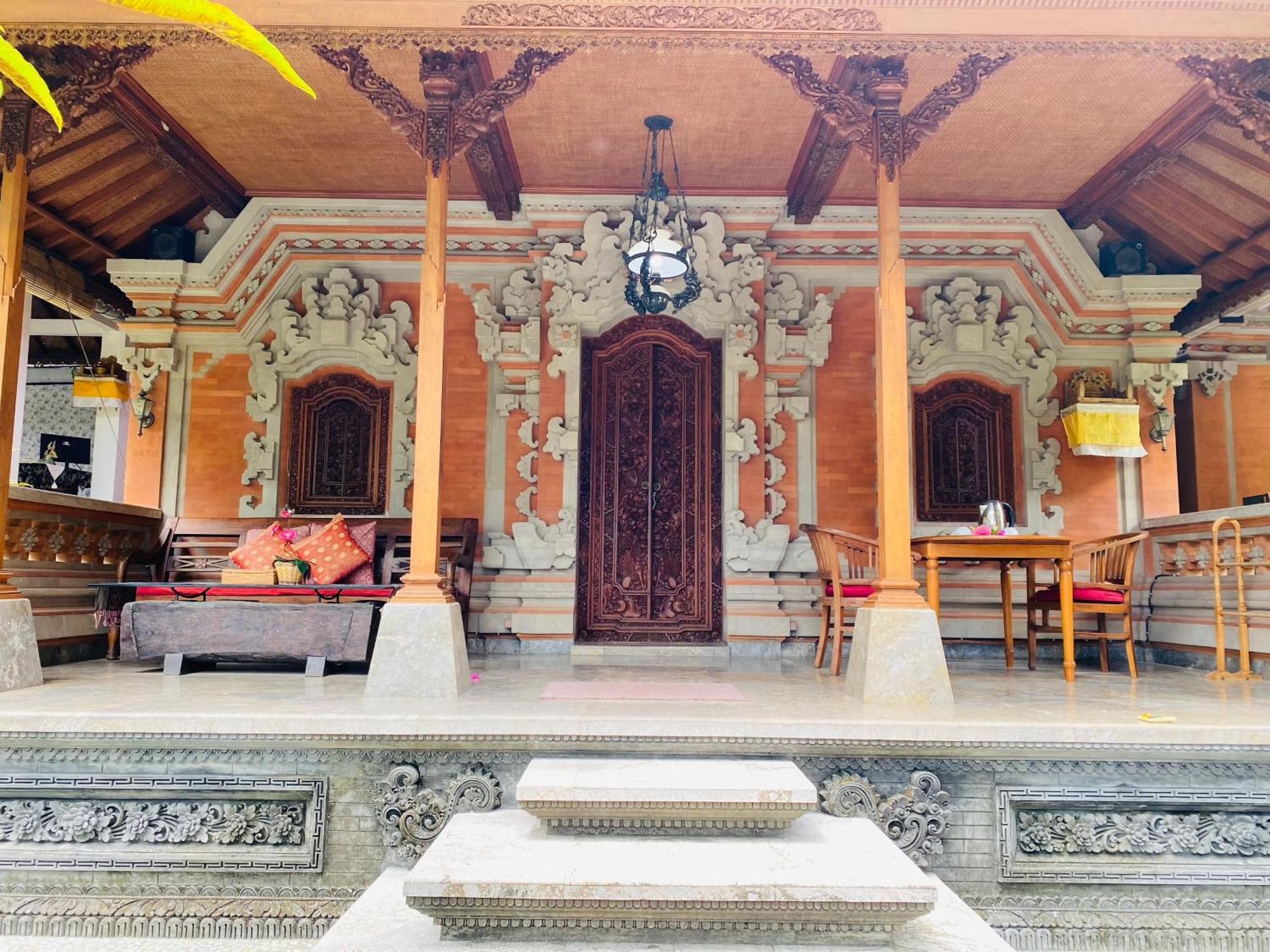 Aura Bisma Guesthouse อูบุด ภายนอก รูปภาพ